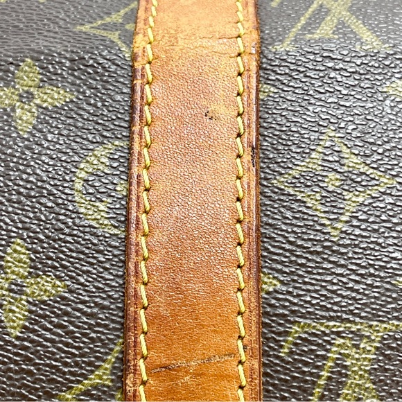 Authentic Louis Vuitton LV Keepall 50! - Picture 10 of 16